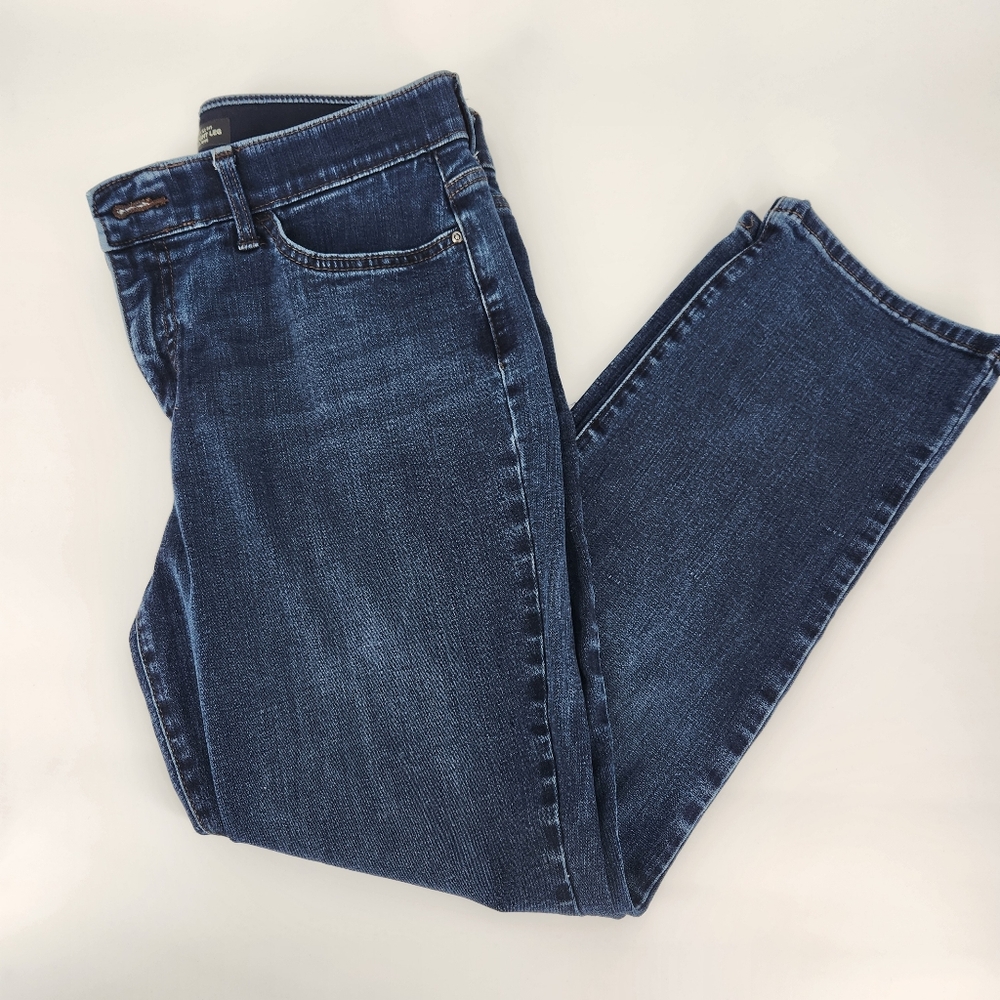 Lee Jeans Women's Regular Fit Straight Leg Mid Rise Blue Jeans Size 10 Short